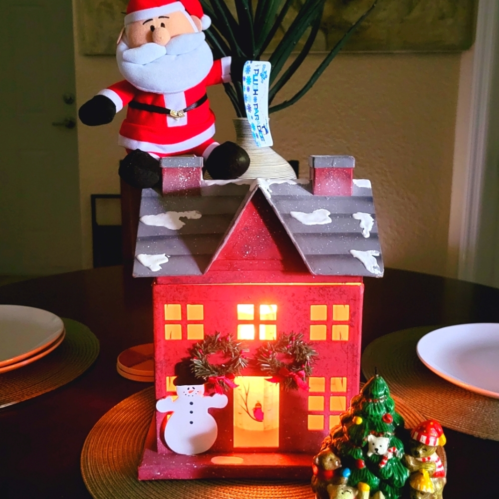 Santa Coming To Town
